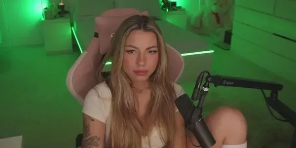 Important: Don't Show or Talk About Bots on Stream!