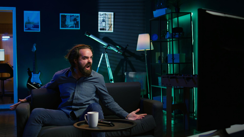 Worst Times to Stream on Twitch and Kick